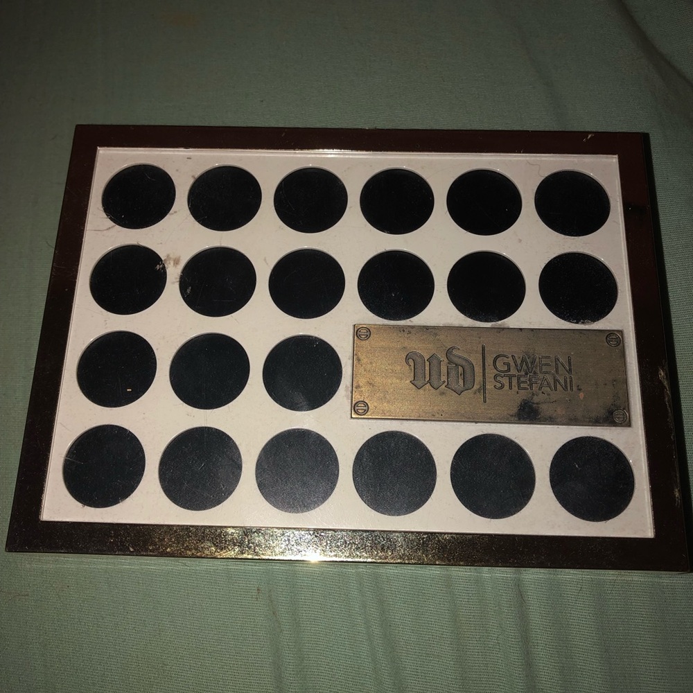 Urban Decay Gwen Stefani